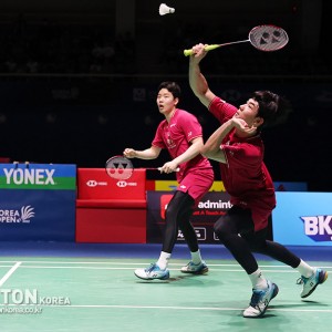 [2023 코리아마스터즈] 금메달을 노리는 서승재-강민혁, 16강 진출 