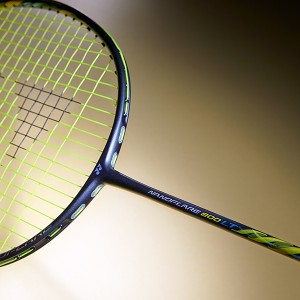 NEW WORLD OF SWING SPEED YONEX NANOFLARE