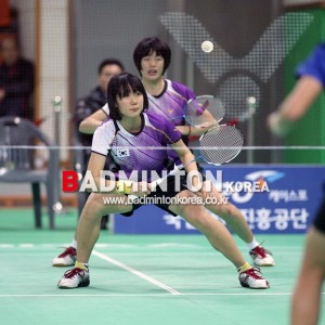 붙지말고 옆으로 가